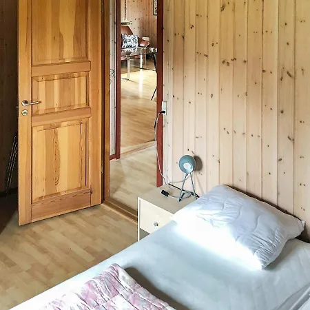 6 Person Holiday In